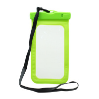 Чехол водонепроницаемый универсальный матовый (5.5) зеленый